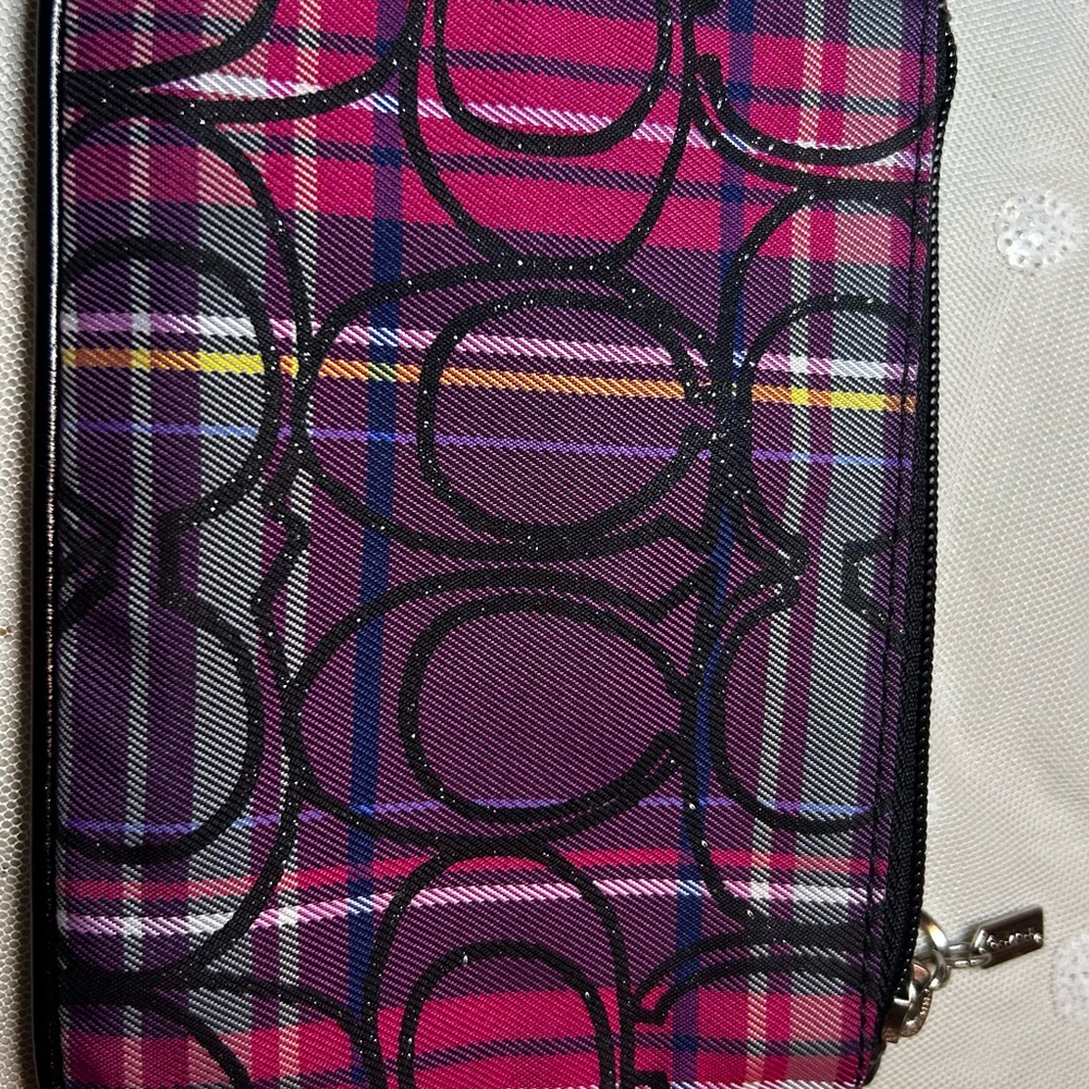 Coach Tartan wristlet - Picture 8 of 8